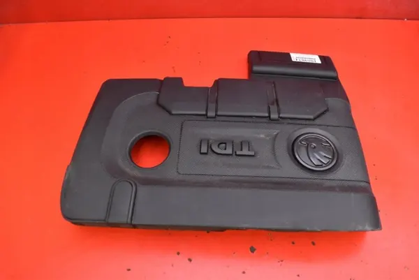 Cubierta Superior Motor OEM 04B103925C Skoda Rapid image 4