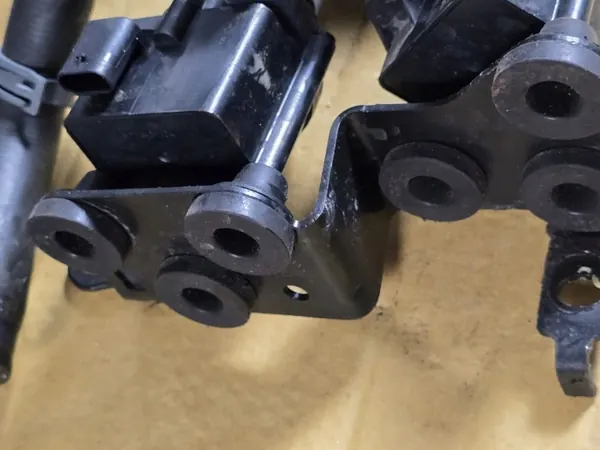 Audi A4 B9 2.0 TFSI waterpomp OEM 06H121601N image 5