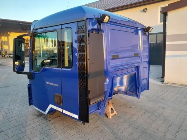 Cabina MAN TGS KABINA TGS MG1 usada - Construcción image 7
