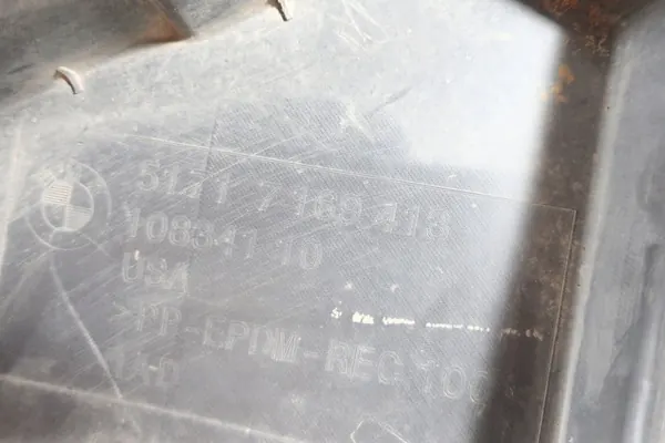 BMW X5 E70 Rear Left Wheel Arch OEM 51717169413 image 4