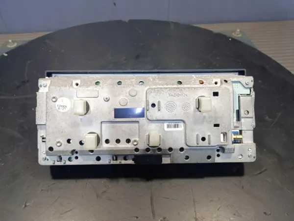 Écran de navigation BMW E90 OEM 9211969 image 4