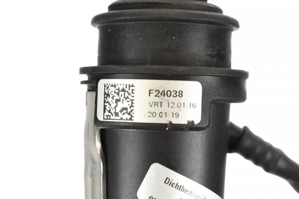 Bouchon AdBlue OEM A2224701720 pour Mercedes-Benz S350 image 7