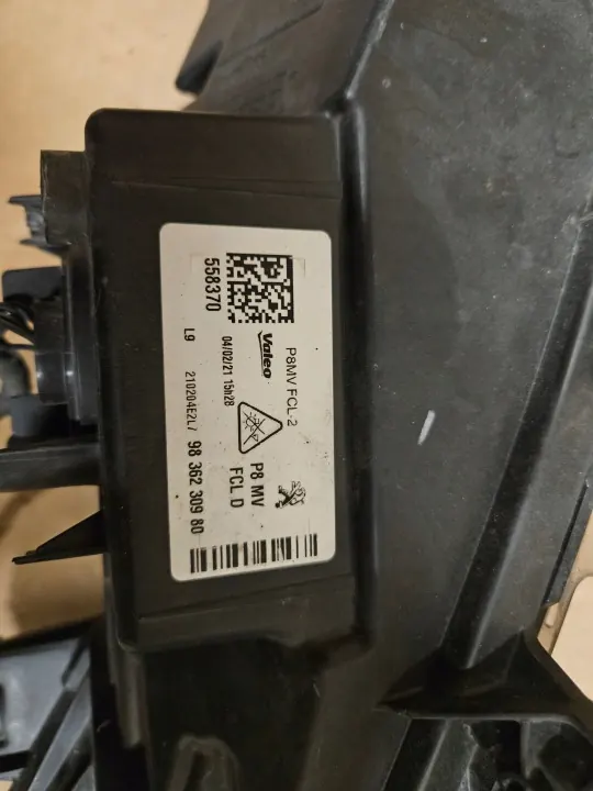 OEM 9836230980 Oikea LED Päivävalo Peugeot 3008 image 4