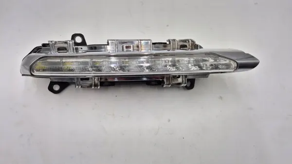 Rechter DRL-lamp OEM 2218201856 voor Mercedes W218 W221 image 2