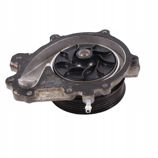 Vattenpump Mercedes GLC X253 Diesel A6512000002 image 7