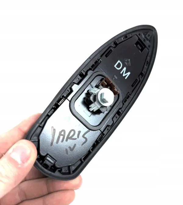 OEM AUTO-MAX dakantenne voor Toyota Yaris IV/Mazda 2 image 3
