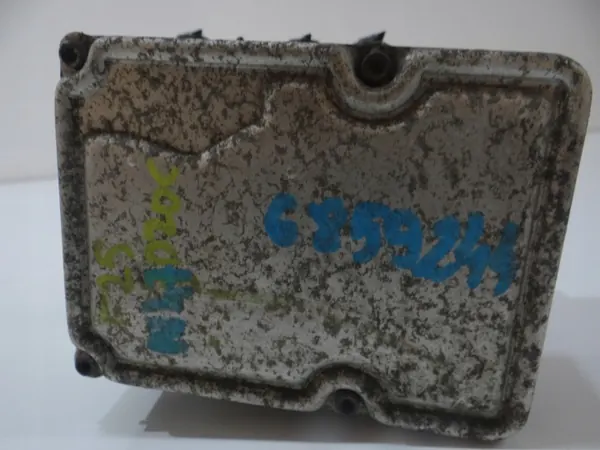 Pompe ABS OEM 6859244 pour BMW X3 F25 N47D20C image 3