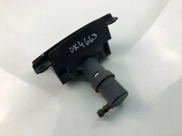 VW Touareg OEM 7L6955978 Spolarpumpsslang image 3