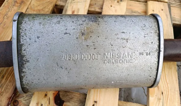 Nissan OE 20300CD000 Mittelschalldämpfer - Gebraucht image 3