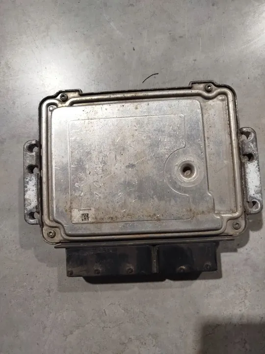 Motorstyrning Opel Zafira B 0281014194 image 2