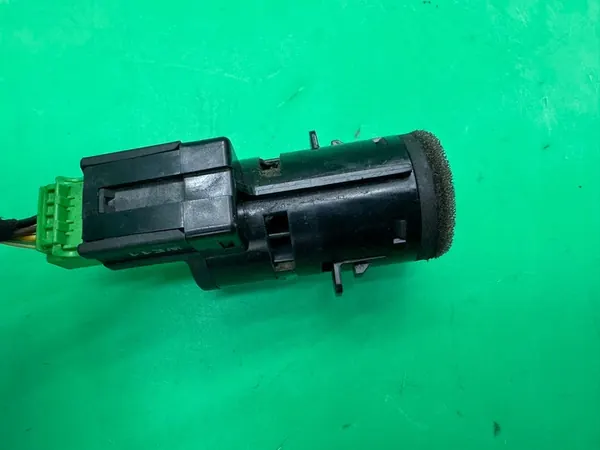 Sensor de Temperatura Interna Volvo V50 S40 II C30 image 2