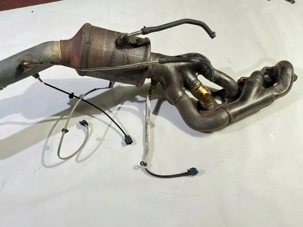Coletor de escape esquerdo JR33-5L262-HE Ford Mustang image 5