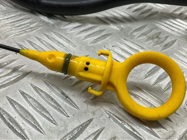 Volkswagen OE 04L103634 Öljentarkka image 4