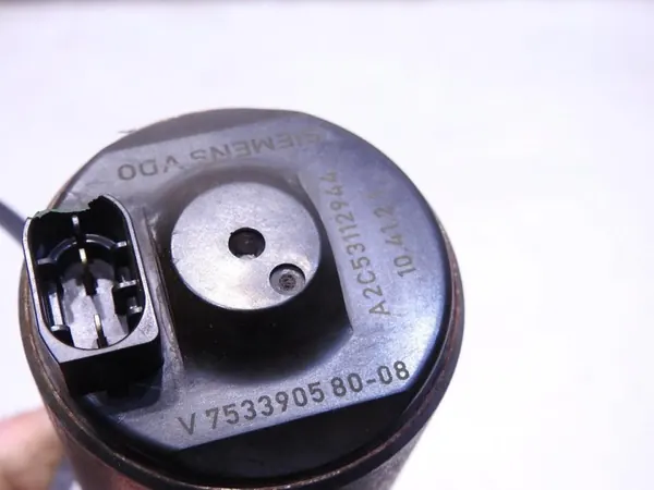 Régulateur d'arbre à cames Peugeot 308 SW OEM V753390580-08 image 6