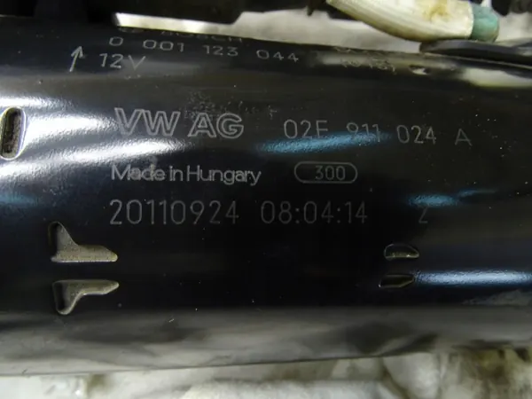 Startmotor OEM 02E911024A voor Skoda Octavia II image 9