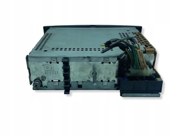 OEM 8200300859 Fabriks-CD-radio för Renault Scenic II image 3
