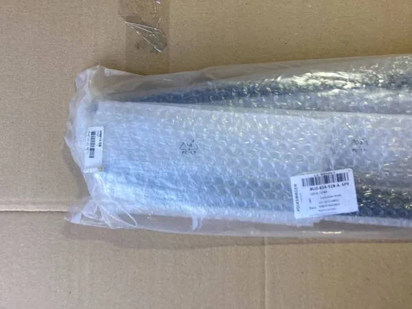 Joint de pare-brise avant droit OEM 8U0854328A Audi Q3 image 4