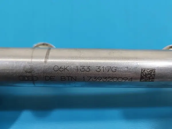 Capteur de rampe d'injection OEM 06K133317G Audi A4 B9 image 5