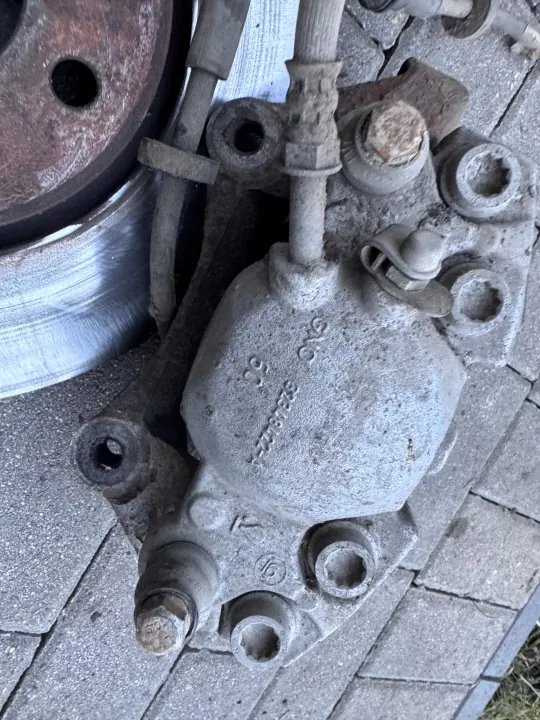 Gebrauchte Bremscheiben & Bremssättel OEM Audi A6 C7 image 6