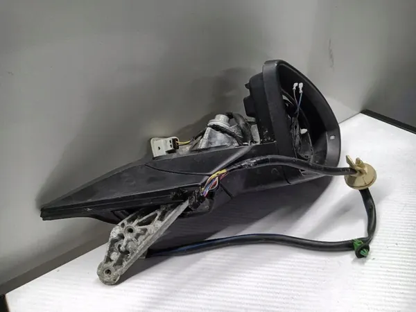 Oikea Peili 10 Pin VW Golf VII image 3