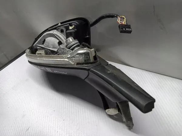 Oikea Peili 10 Pin VW Golf VII image 8