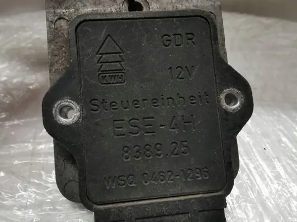Sytytysmoduuli OEM 04621296 Trabant 1990 image 4