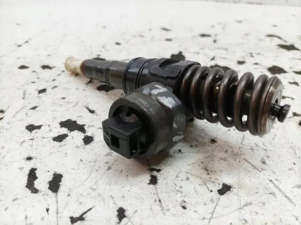 POMPOWTRYSKIWACZ VW Golf IV 1.9 TDI image 2