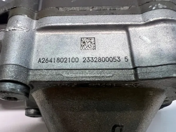 Pompe à huile OEM A2741800200 pour Mercedes C/E/GLC 2.0D image 3