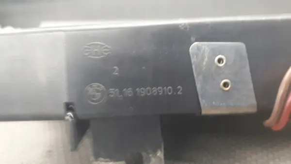BMW Aschenbecher OEM 511619089102 für E34 - Gebraucht image 8