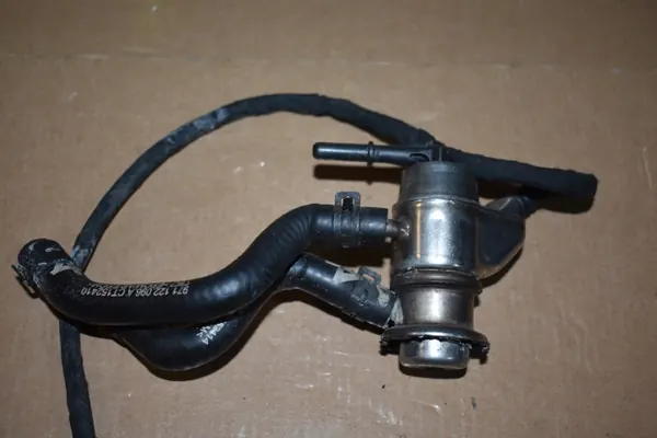 Inyector AdBlue OEM 9A713111302 para Porsche Panamera image 3