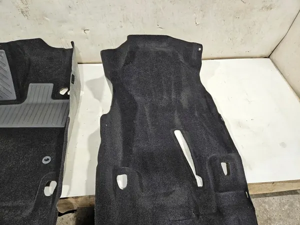 TOYOTA RAV4 V XA50 2019- Carpete image 4