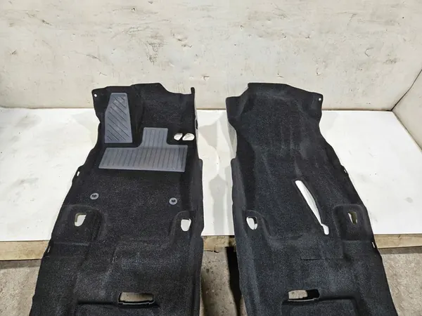 TOYOTA RAV4 V XA50 2019- Carpete image 5