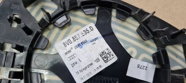 Audi A3 8V Vasemman Puolen Peililasi 8V0857535D image 9