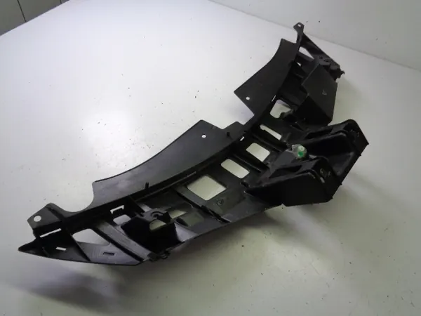 Etupuskuri vahvistus Renault Clio III 2005- image 3