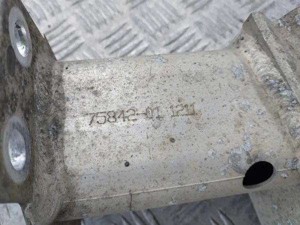 Refuerzo de parachoques trasero OEM Peugeot 508 I SW image 5