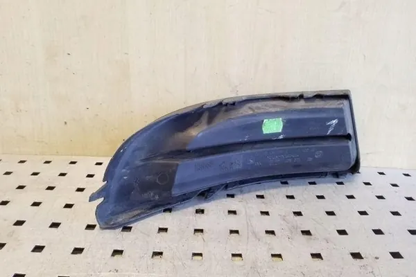 Griglia paraurti anteriore SKODA OCTAVIA II 1.6L Diesel image 2