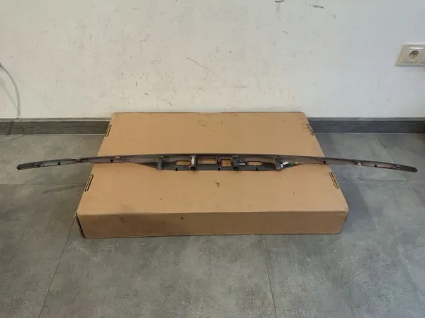 MG HS Heckklappenleiste OEM 11705990 - Gebraucht image 3