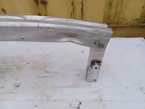 Viga do para-choque traseiro Audi Q5 (8R) 2016 8R0807313C image 8