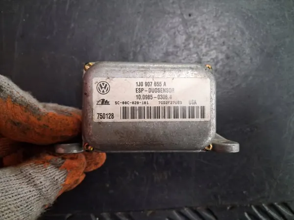 ESP-anturi OEM 1J1907637D VW Golf 4:lle image 3