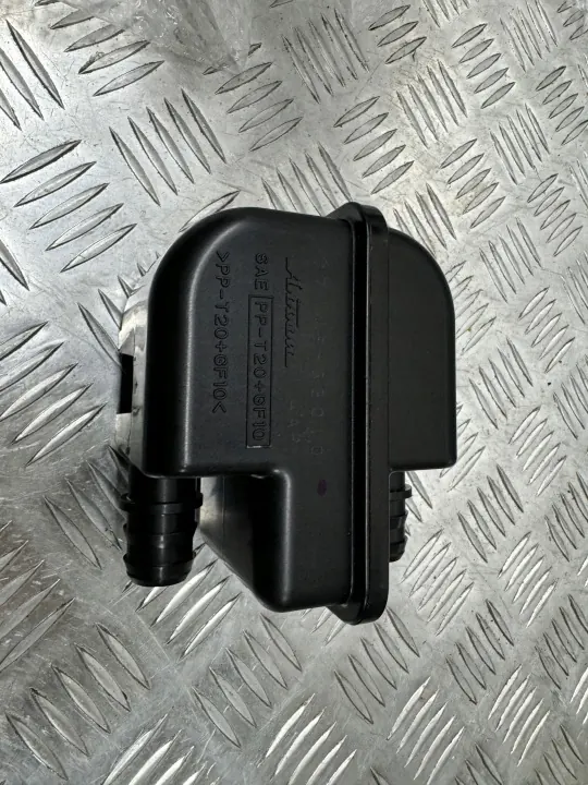 Brandstofdampkanister OEM A77746-33010 voor Toyota Yaris image 5