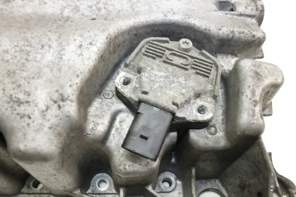 Oljesump VW Golf MK5 2.0 FSI Audi A3 image 3