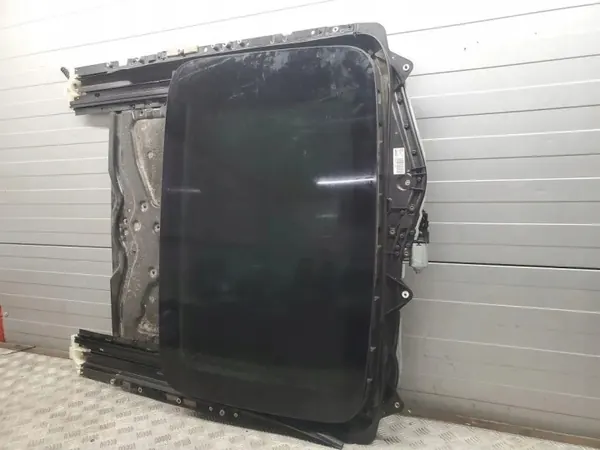 Toit ouvrant BMW F10 OEM 7231858 - État utilisé image 9