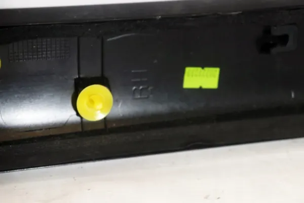 Garniture Pare-brise Droit Kia EV6 OEM 86260-CV000 image 8