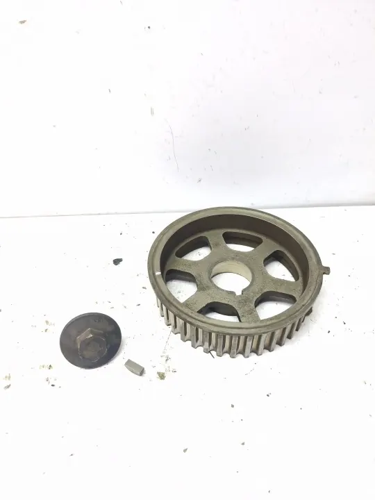 Distributietandwielschroef OEM 1352327010 Toyota 2.0 D4D image 2