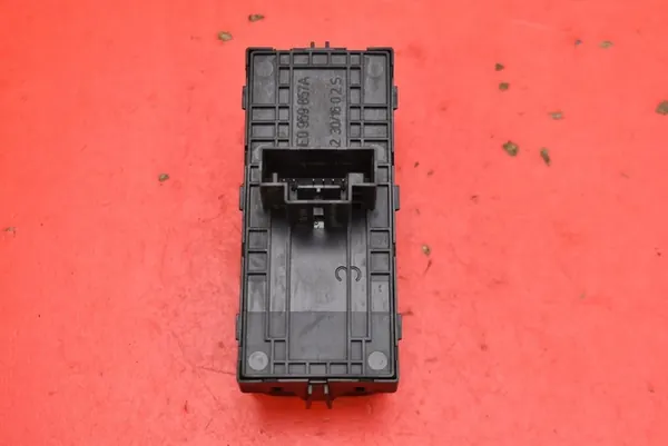 Fenstersteuerpanel Skoda Octavia 3 III Kombi 13-17 OEM image 2