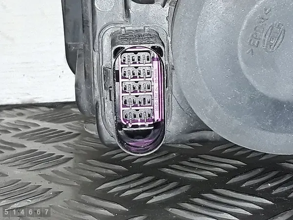 Farol dianteiro VW Golf VI 2011 5k2941006h image 6