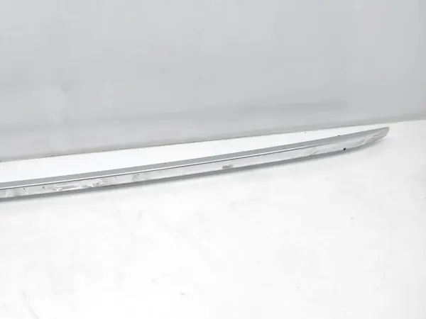 Audi Q4 Dachreling OEM 89A860022A - Gebraucht image 3