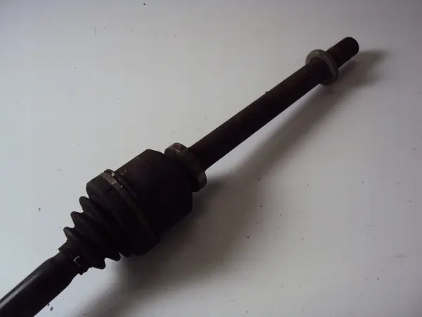 Renault OE 8200786810 drivaxel image 3