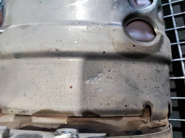 DPF Filter Catalyst Volvo V70 2.0 D 31293464 image 2