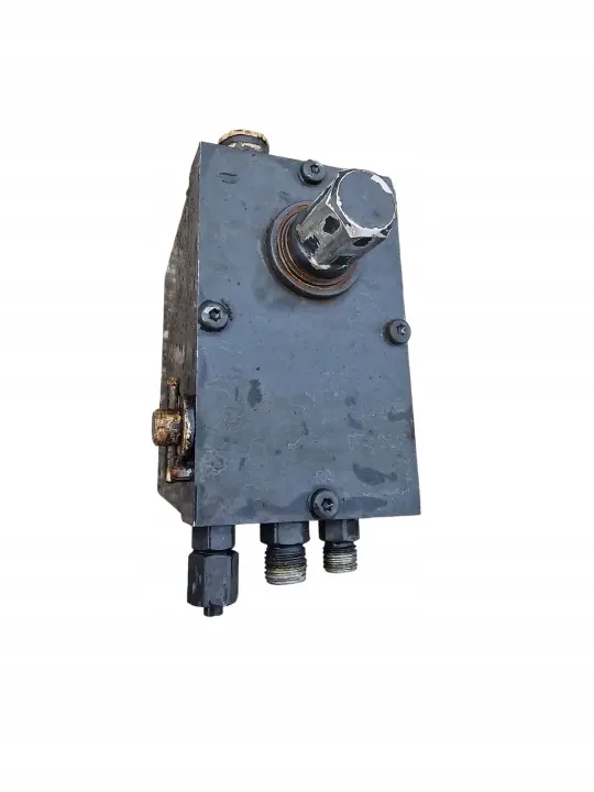 Scania R Cabine kantelpomp OEM 2204435 - Gebruikt image 2
